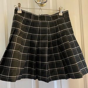 Plaid high waisted mini skort.